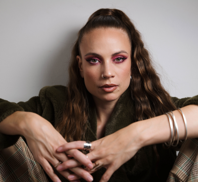 https://www.csaibildung.de/wp-content/uploads/2025/02/leona_berlin-640x589.png